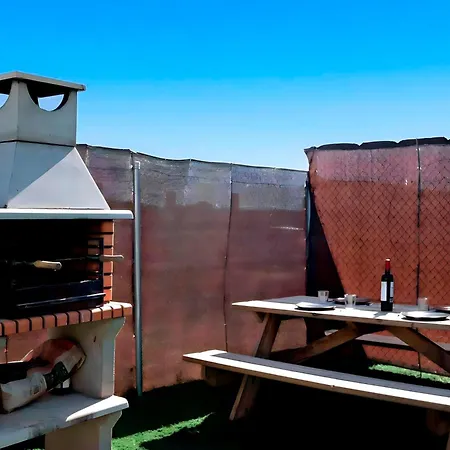 Holiday home Tranquilo Con Aire Acondicionado, Terraza, Barbacoa Y Piscina Cerca De La Playa *